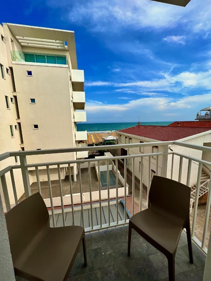 Hotel Terramare Lido di Jesolo Exterior foto